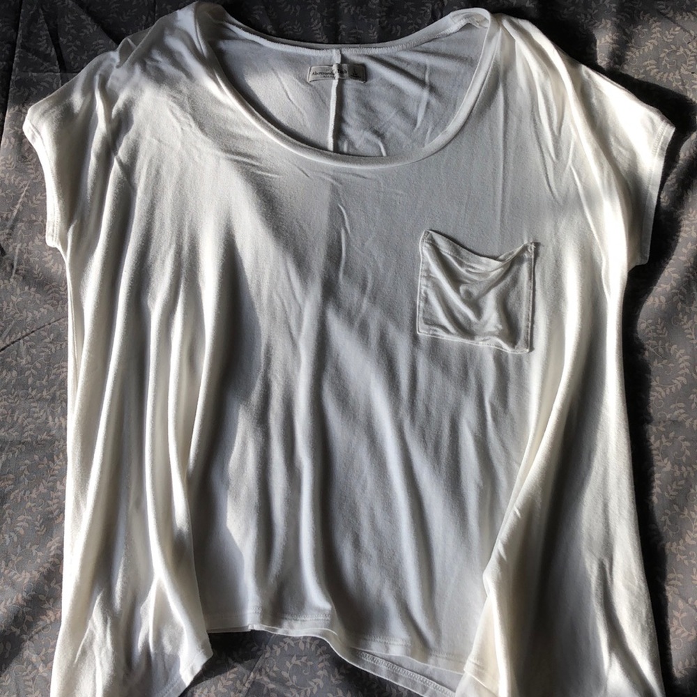 Beautiful white tee